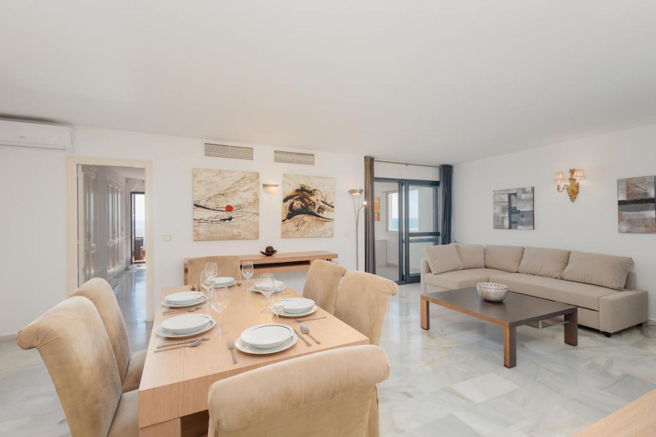 Penthouse In Puerto Banus With Sea And Marina Views Appartement *